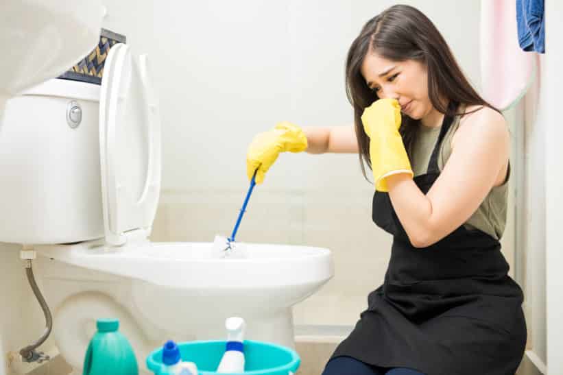 Best Plumber Tips: Clogged Toilet but No Plunger? Try This! - Always  Affordable Plumbing